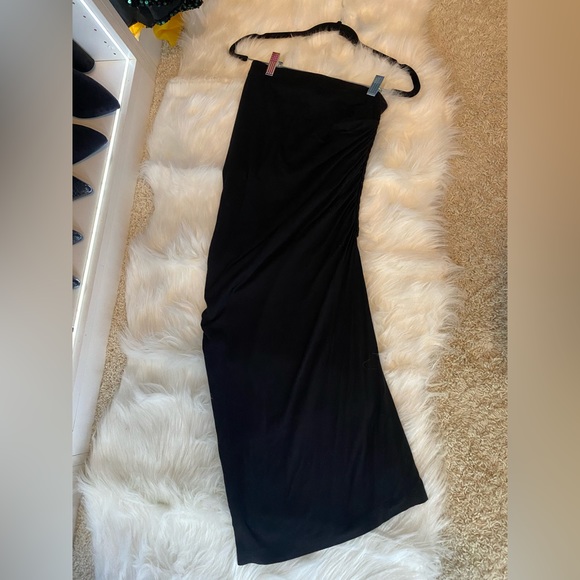 Solid asymmetrical midi skirt - Picture 1 of 5